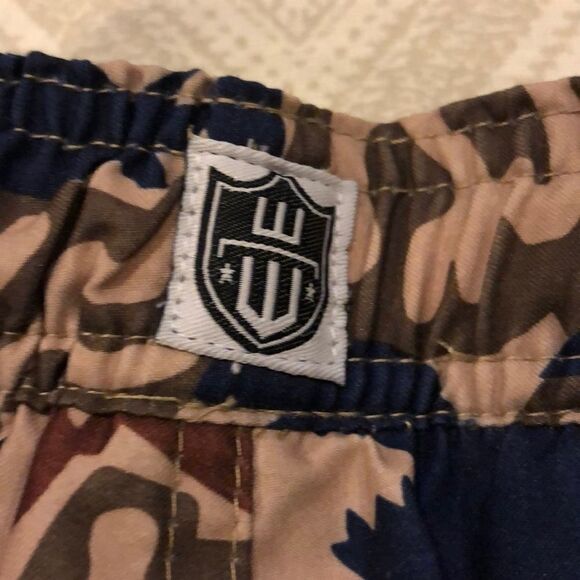 Wes and Willy Boys Shark Brown/Navy Bathing Suit - Picture 6 of 7